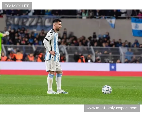 热刺追梅西式短传操控：足球智慧的极致演绎