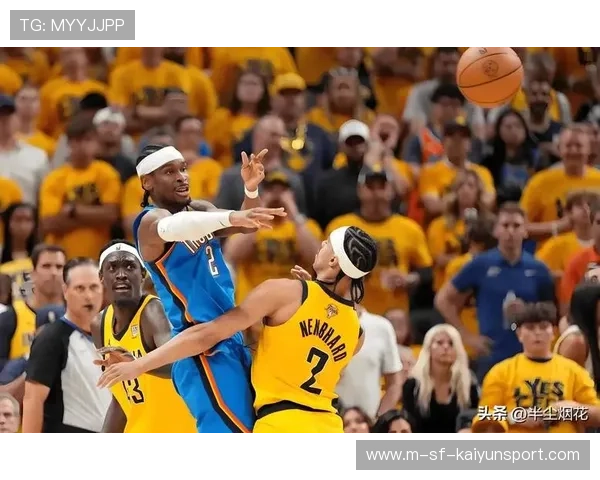 篮球场上的激情对决：当运动员抱裁判抗议被罚出场的背后故事