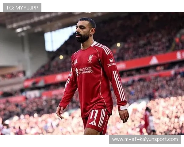 萨拉赫弧线球破门直挂死角,利物浦2比0伯恩利稳居榜首