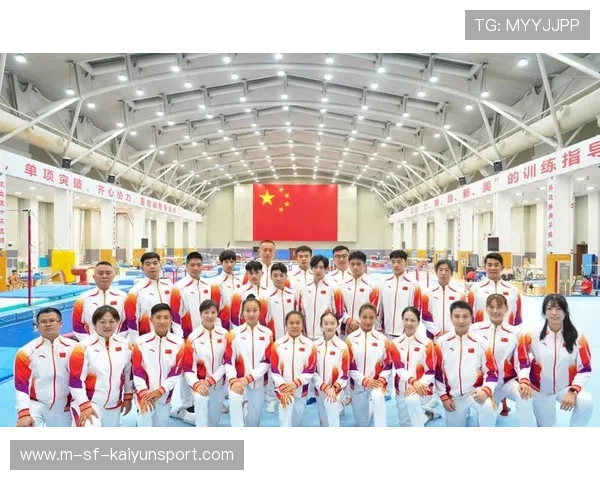 世界体操团体赛冠军队教练受邀国际讲学，世界体操锦标赛